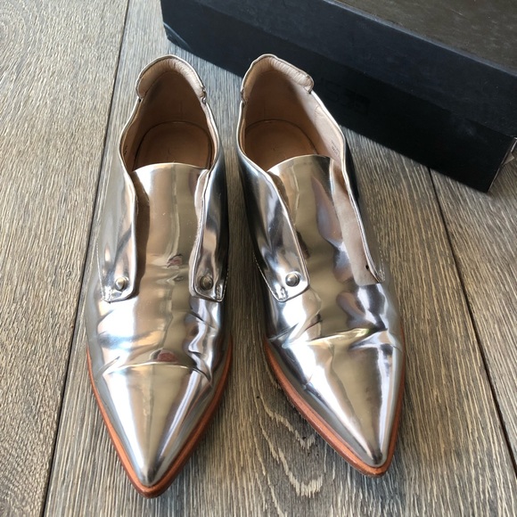 JOE’S JEANS DAKOTA Silver Brogue Shoes - Picture 3 of 9